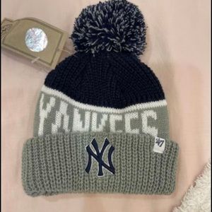 Yankee toddler winter hat